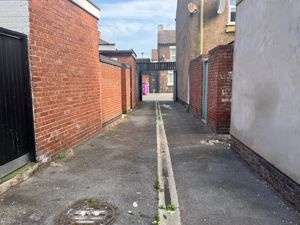 Photo 19- click for photo gallery